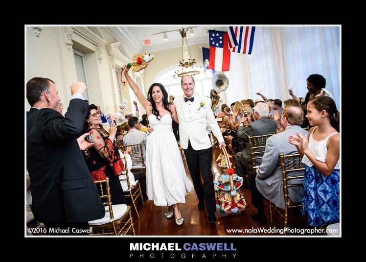 Read more about the article Susana & Henry’s Wedding at the Cabildo & Muriel’s