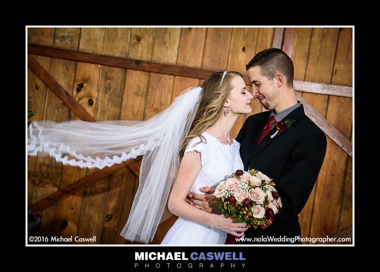 Read more about the article Wedding at the Berry Barn in Amite, LA – Cassie & Daniel