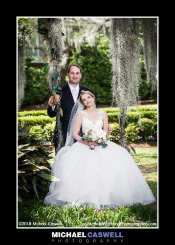 Read more about the article Alexandra & Cody’s Wedding at Our Lady of Prompt Succor & Southern Oaks