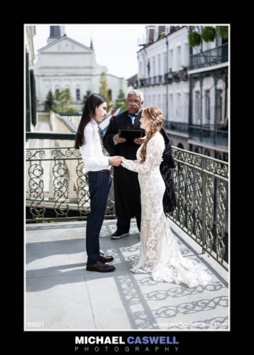 Read more about the article Nicholle & Carlos’s Elopement in New Orleans