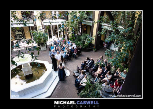Read more about the article Rachel & Erik’s Wedding at Hotel Mazarin