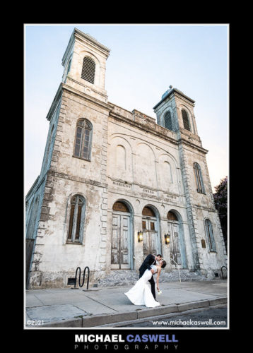 Read more about the article Meghan & Evan’s Wedding at Marigny Opera House