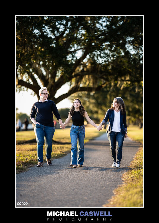 Read more about the article Kelly, Lindsay, and Delaney’s Portrait Session