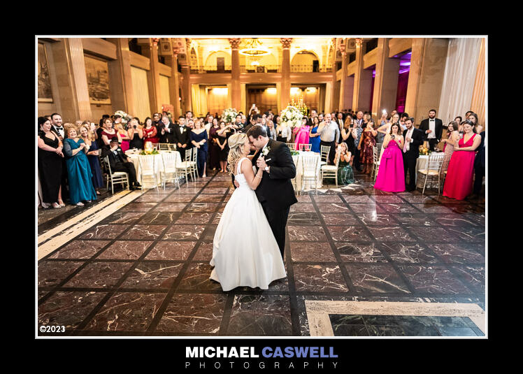 Read more about the article Meryl & Eric’s Wedding at Immaculate Conception & The Capital on Baronne