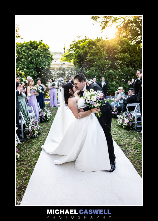 Read more about the article Holli & Zach’s Wedding at The Elms Mansion